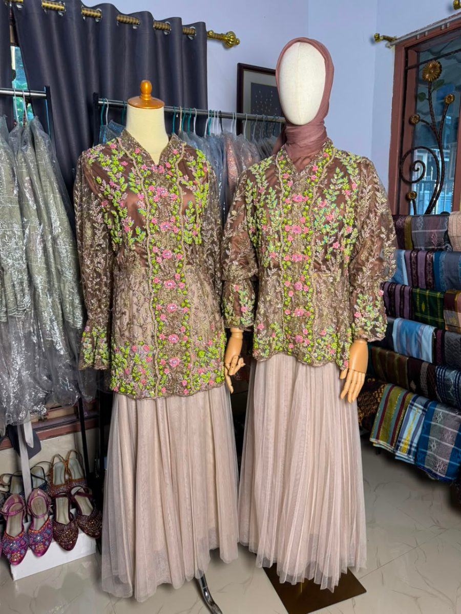 ARSA KEBAYA SET GOLD — sewa di Makassar