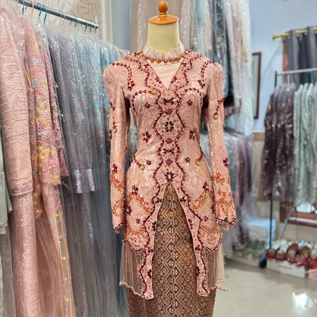 KB PEACH 001 — sewa di Makassar