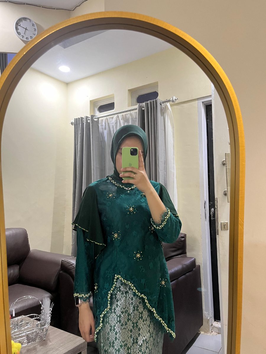 OS HIJAU DATU' 001 — sewa dress di Makassar