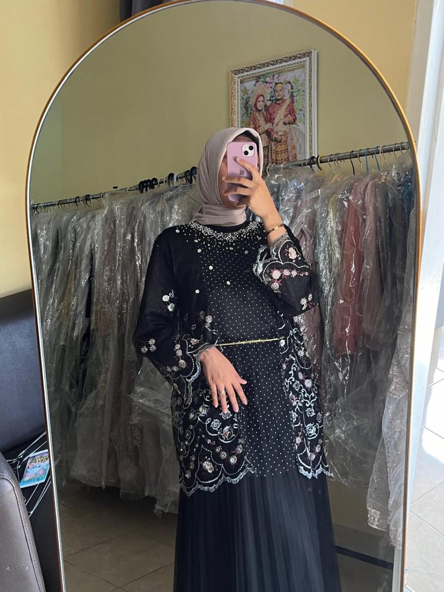 OS HITAM 002 — sewa dress di Makassar