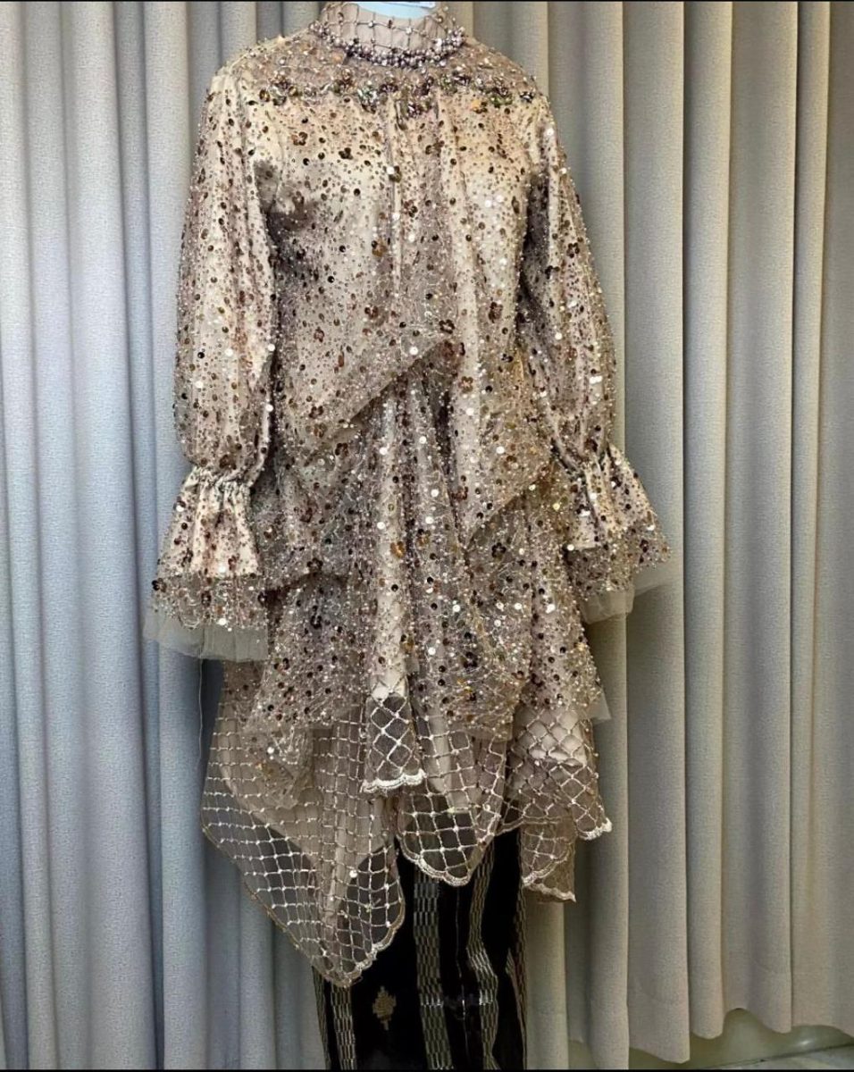 BB GOLD 002 — sewa dress di Makassar